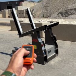 Basculeur E-Power statique pour blocs béton empilables + pince